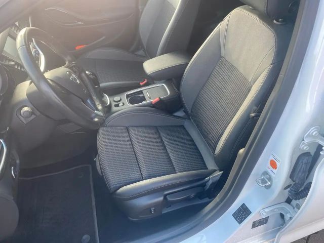 Opel Astra K Lim.*CARPLAY*NAV*SHZ*LENKR.-HZ*KLIMAAUTO