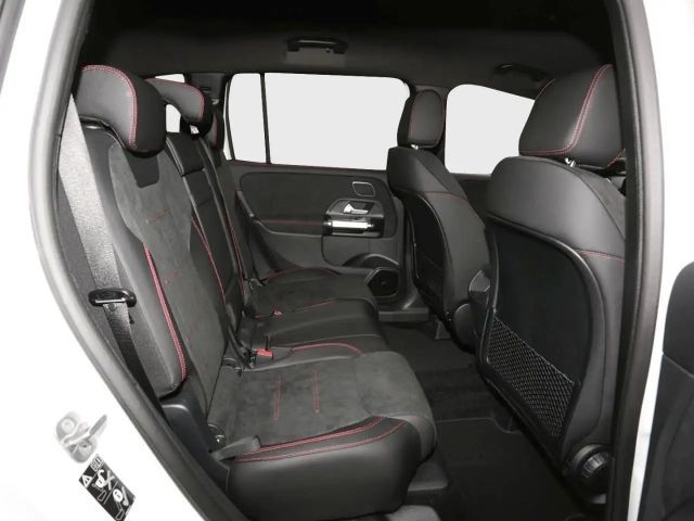 Mercedes-Benz GLB 250 4MATIC AMG Line