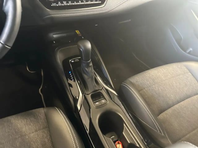 Toyota Corolla Hybride Team D