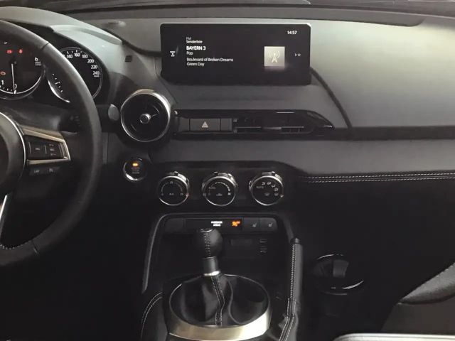 Mazda MX-5 Exclusive-line SkyActiv