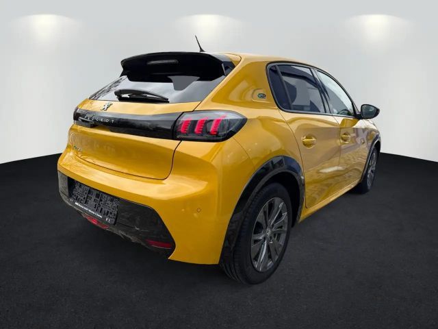 Peugeot 208 Allure Pack