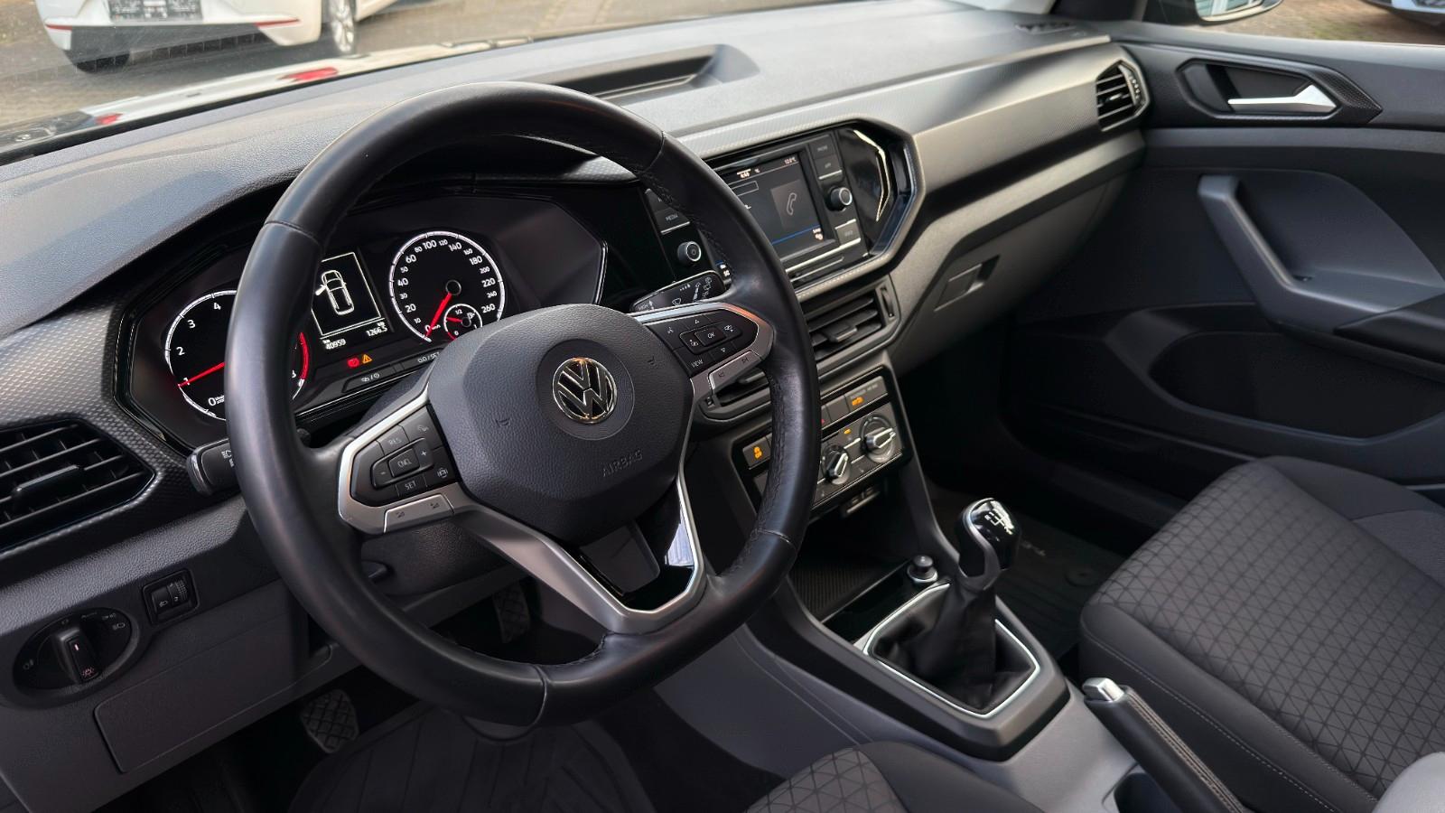 Volkswagen T-Cross Life