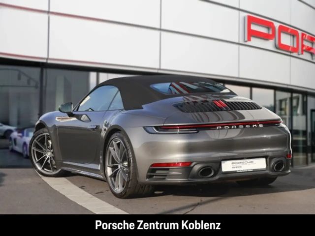 Porsche 992 Cabrio Carrera