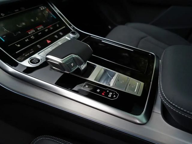 Audi Q7 Business Hybride S-Line