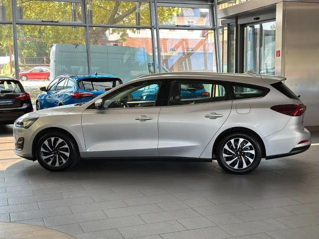 Ford Focus Titanium Wagon