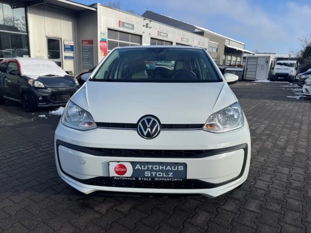 Volkswagen up! Active