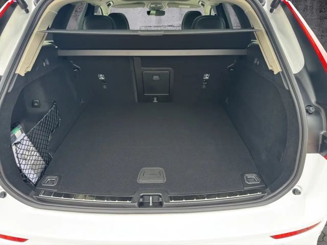 Volvo XC60 AWD Dark Plus Recharge T6