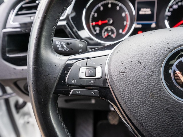 Volkswagen Touran 1.5 TSI Highline