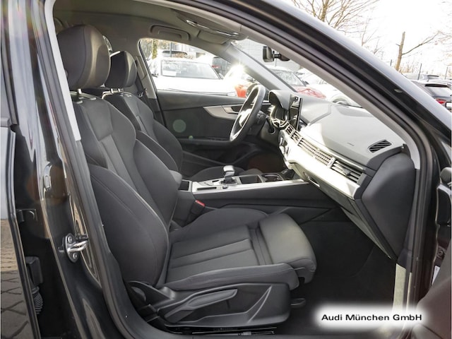 Audi A4 35 TFSI Avant S-Tronic