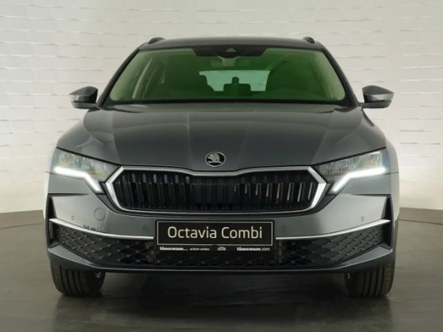 Skoda Octavia Combi Selection