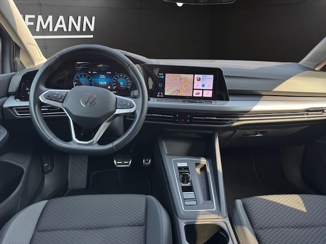 Volkswagen Golf 1.5 eTSI DSG Variant