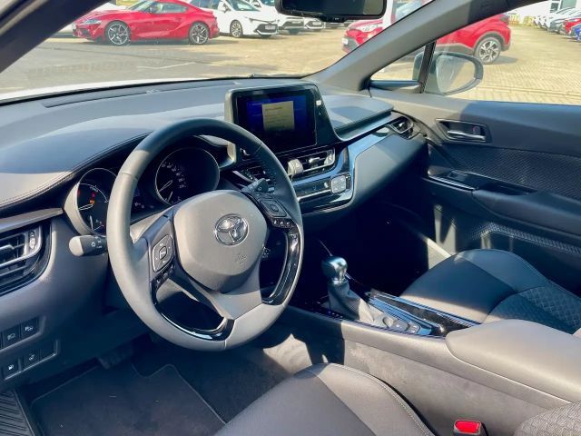 Toyota C-HR Hybride Team D