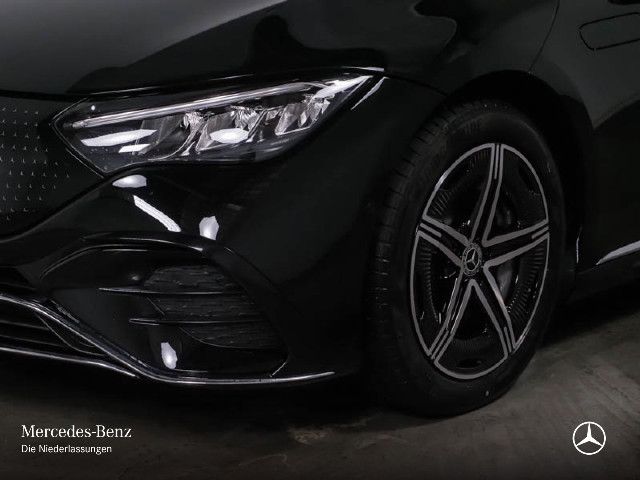 Mercedes-Benz EQE 300 Sedan