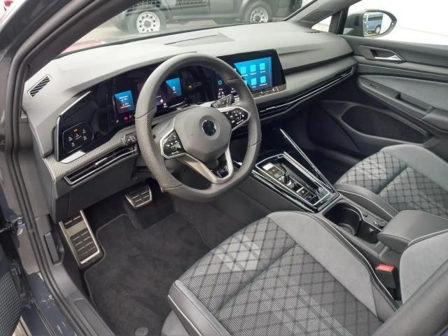 Volkswagen Golf DSG R-Line