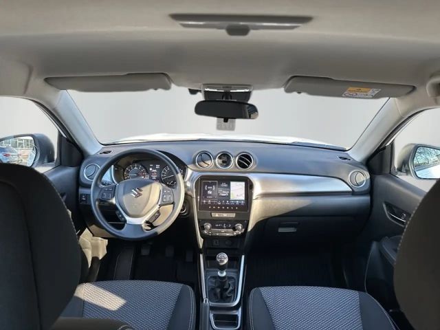 Suzuki Vitara Club Hybrid
