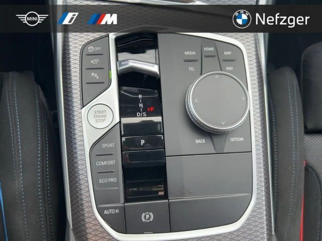 BMW 330 330d M-Sport Touring xDrive