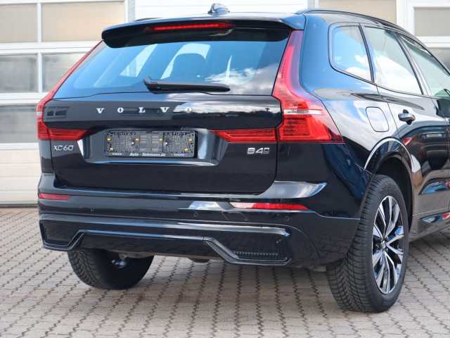 Volvo XC60 AWD Dark Plus