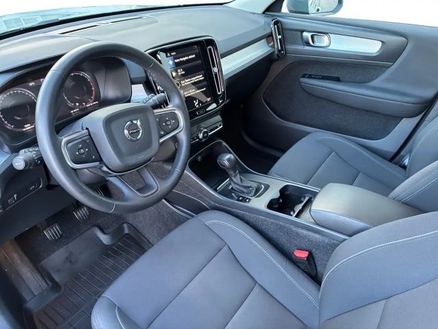 Volvo XC40 Momentum