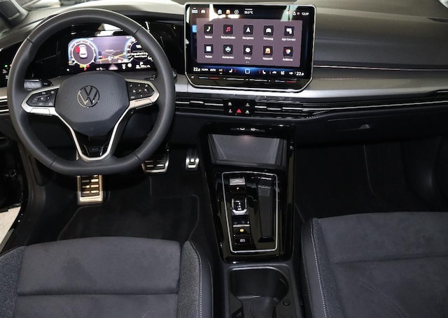 Volkswagen Golf 1.5 eTSI DSG Golf VIII