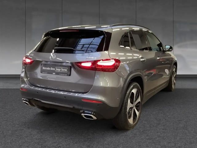 Mercedes-Benz GLA 220 4MATIC