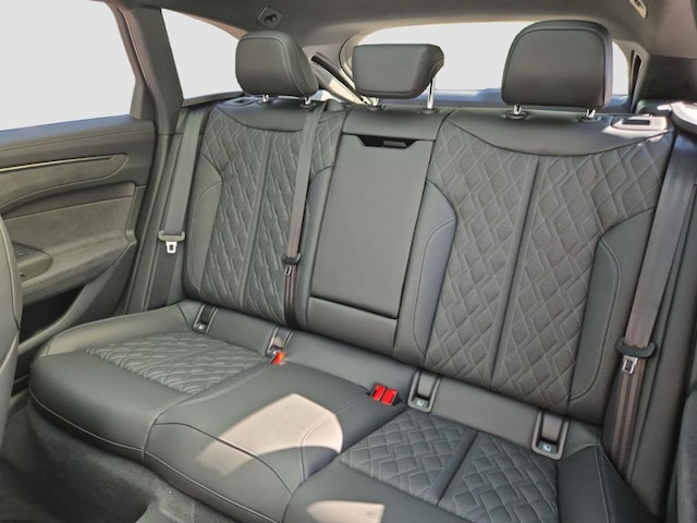 Audi A6 e-tron Avant Quattro