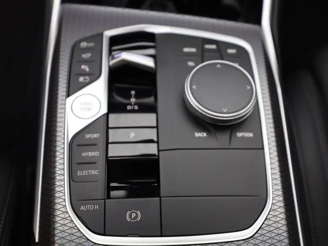 BMW 330 FACELIFT 2 - PANODAK - HIFI