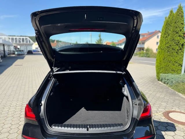 BMW 120 120i Sedan Sport Line