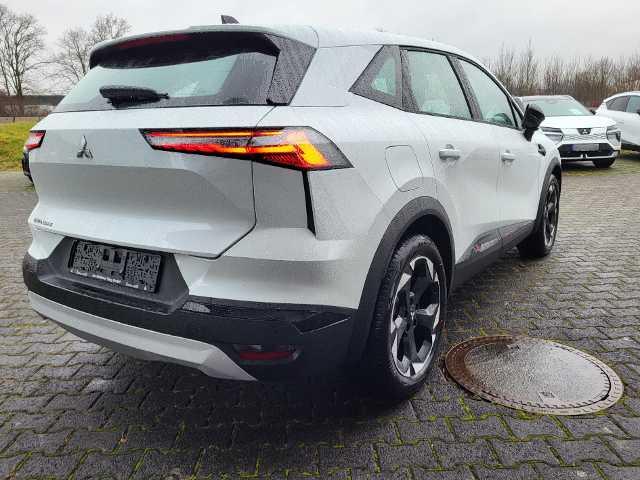 Mitsubishi Grandis Diamant PLUS 1.3 T-Benziner 7-DCT