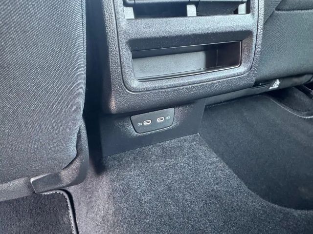 Volkswagen Golf 1.0 TSI Golf VIII Life