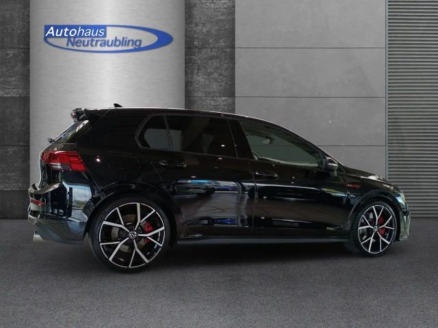 Volkswagen Golf 2.0 TSI DSG
