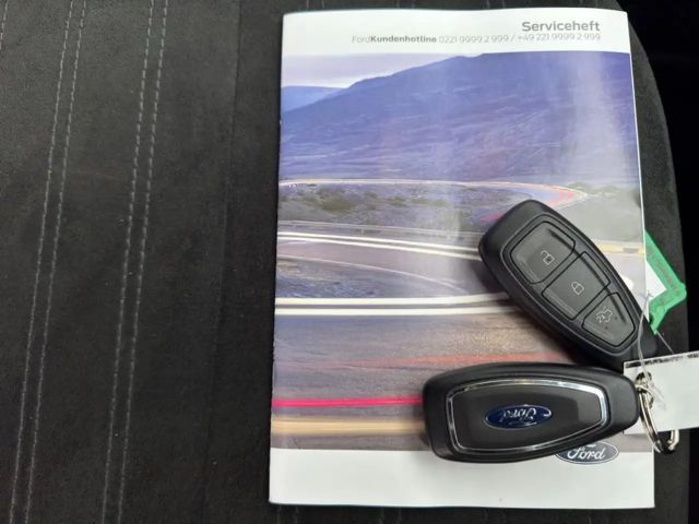 Ford Kuga Plug in Hybrid ST Line X