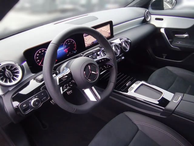 Mercedes-Benz A 180 AMG Line Hatchback