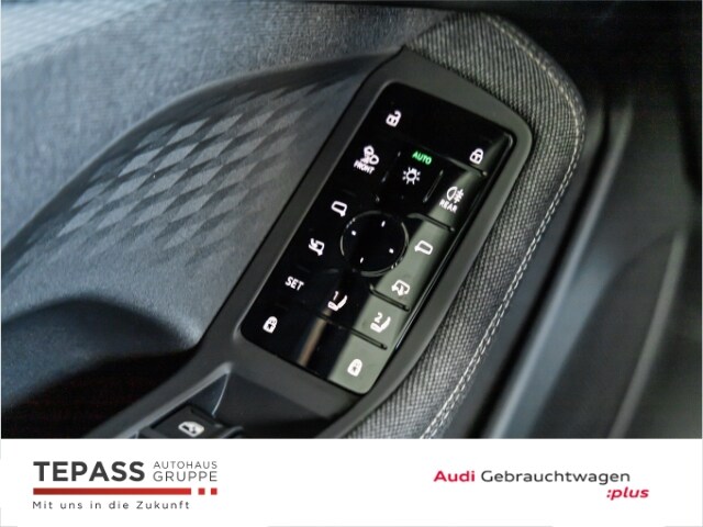 Audi A6 Avant Quattro S-Tronic