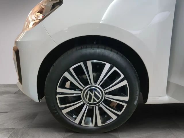 Volkswagen up! Style