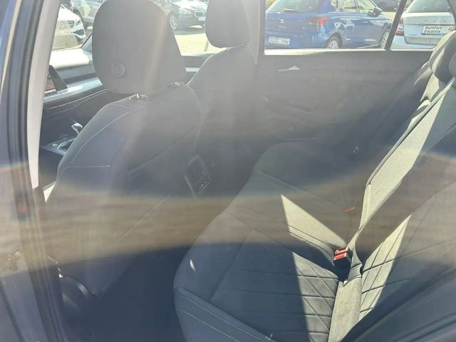 Volkswagen Golf 1.0 TSI Golf VIII Life