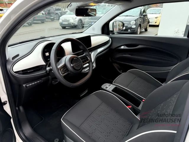 Fiat 500e +Keyless+Klimaaut.+Tempomat  Apple CarPlay Android