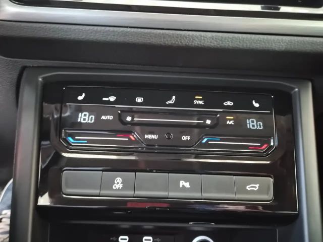 Volkswagen Touran DSG Life