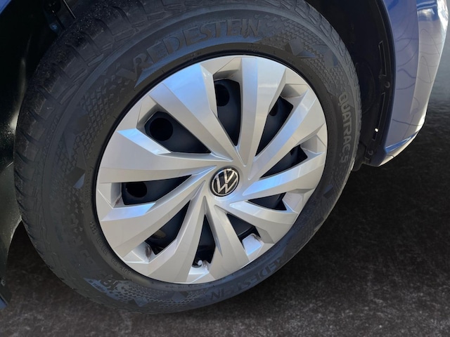 Volkswagen Polo VI 1.0 Klimaanlage Ganzjahresreifen