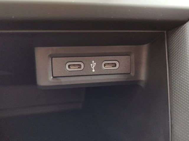 Volkswagen T-Cross 4Me TSI