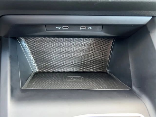 Volkswagen Golf 2.0 TDI Golf VIII Life Variant