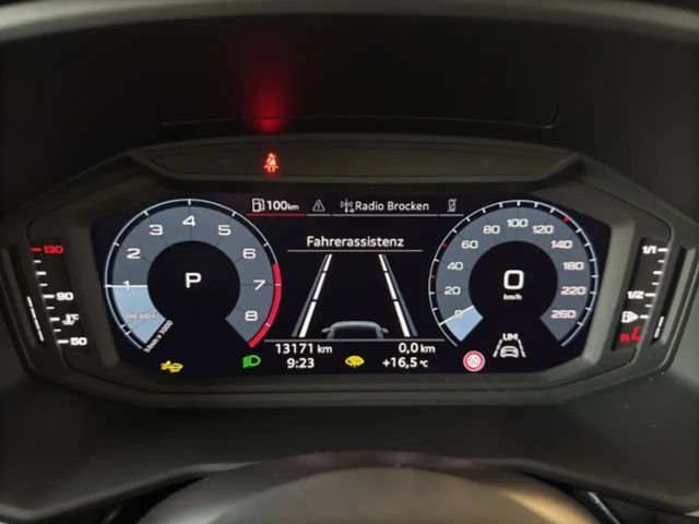 Audi A1 30 TFSI Allstreet S-Tronic