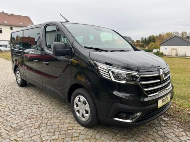 Renault Trafic Blue Grand dCi 150