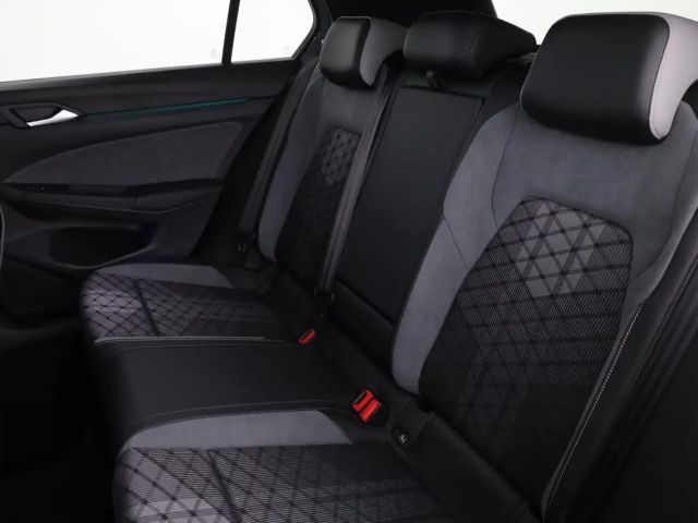 Volkswagen Golf DSG R-Line