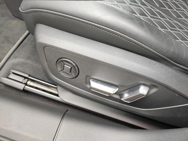 Audi S6 Quattro Sedan