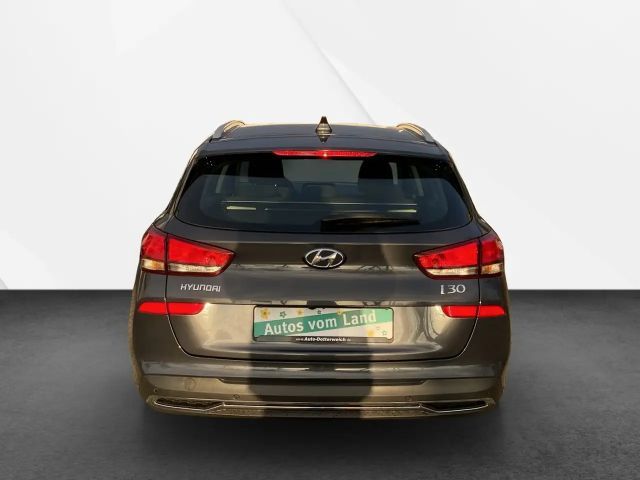 Hyundai i30 Hybrid Select