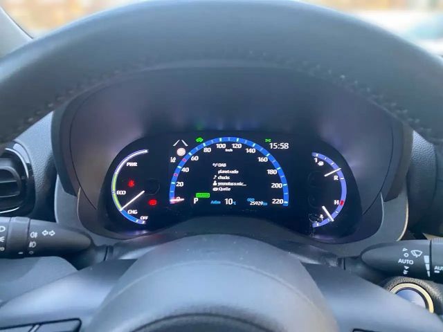 Toyota Yaris Cross Hybride Team D