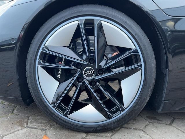 Audi RS e-tron GT Quattro
