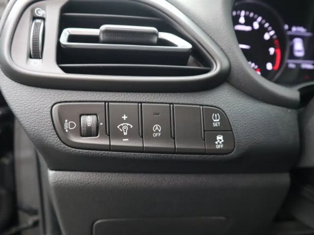 Hyundai i30 1.0 T-GDi