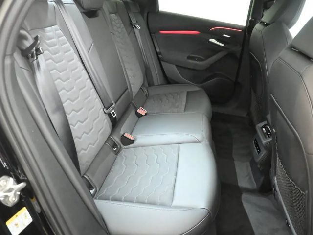 Audi A6 e-tron Quattro