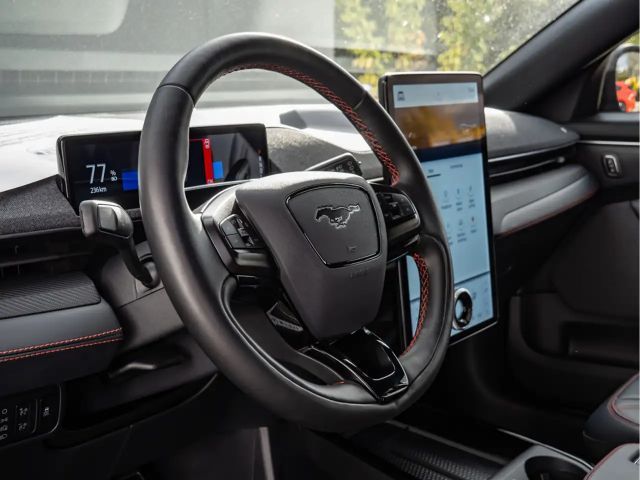 Ford Mustang Mach-E AWD
